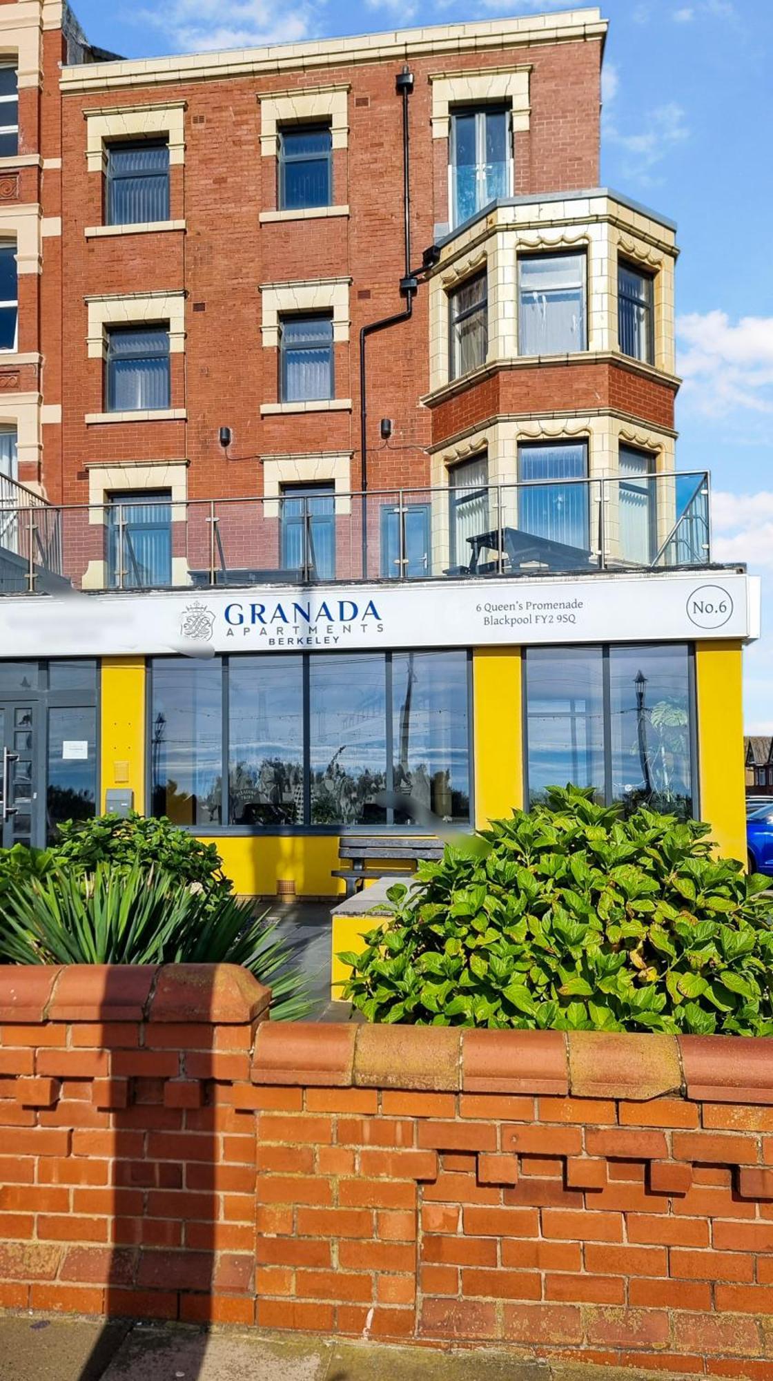 Granada Apartments Berkeley Blackpool Esterno foto